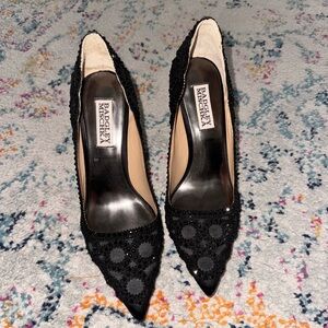Badgley mischka pumps